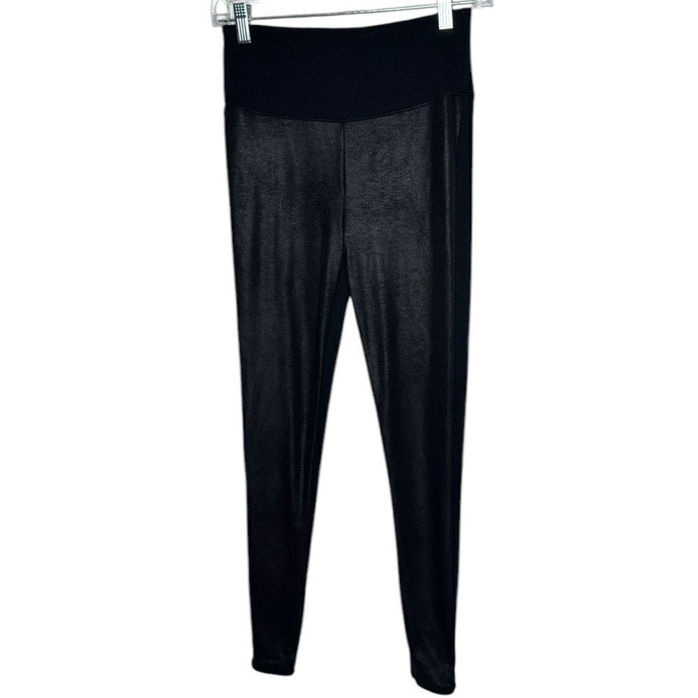 Spanx Assets Black High Waisted Shiny Stretch Shaping Leggings. Size Medium.